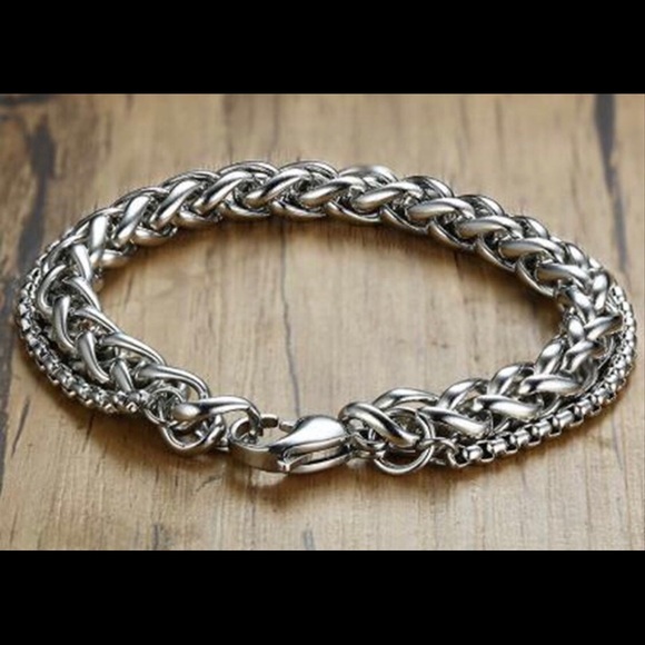 Other - Doubke chain bracelet